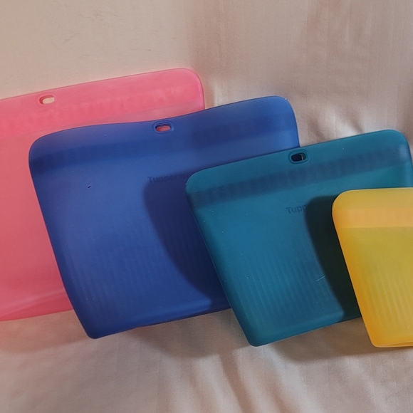 Tupperware Other - Tupperware Ultimate Silicone Bag Set